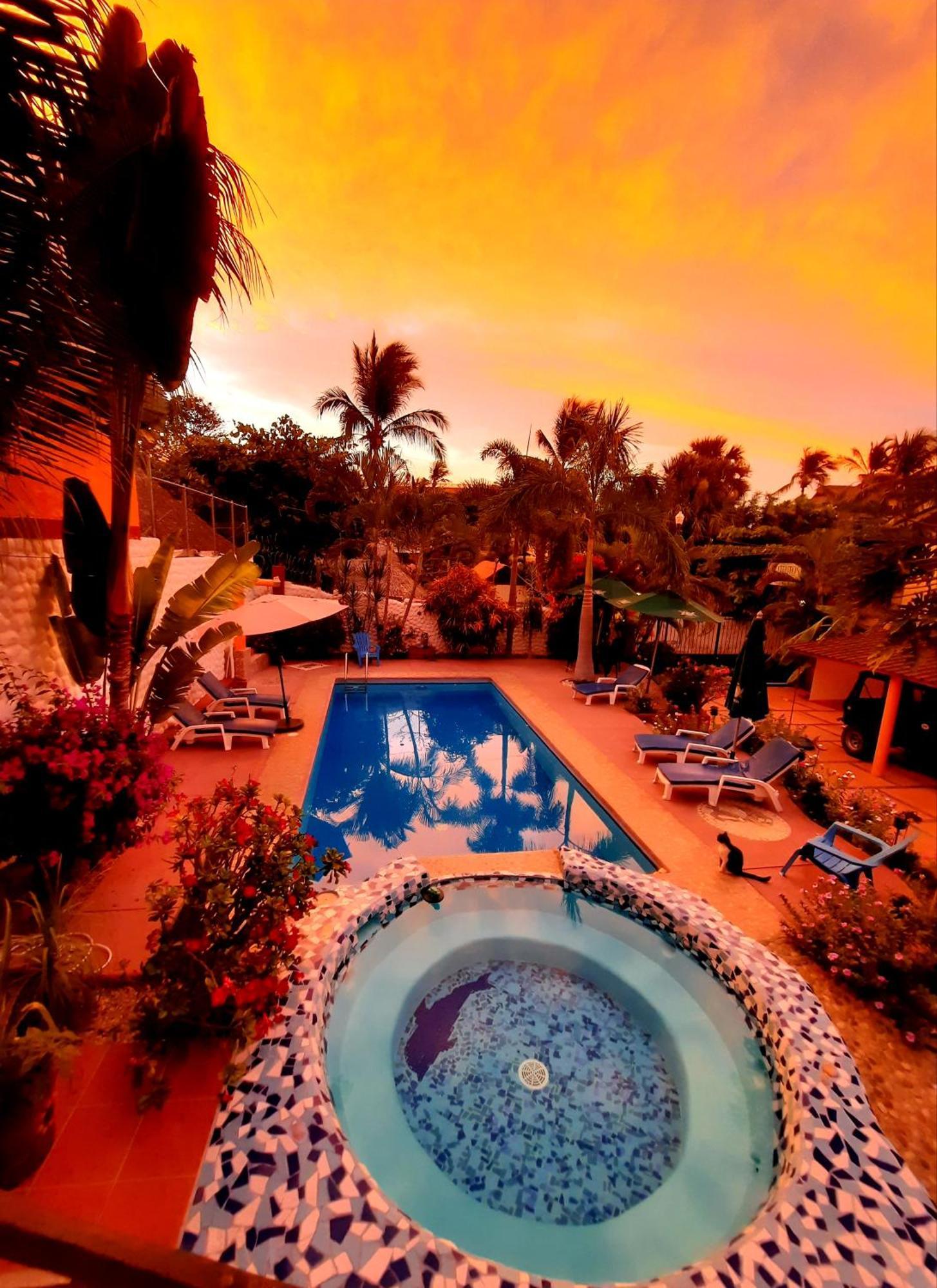 Hotelito Swiss Oasis At Playa Zicatela - Adults Only - No Groups - Kitchen - Swiss Managed Puerto Escondido  Exterior foto